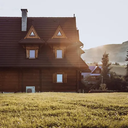 לינה וארוחת בוקר Malinowa זקופאנה