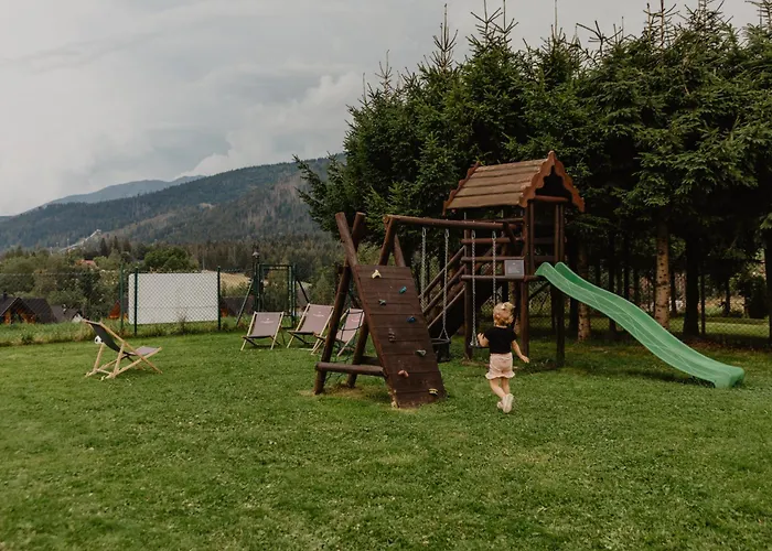 Malinowa Nocleg ze śniadaniem 3*