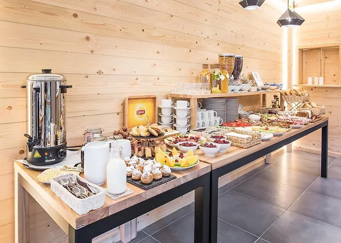 Bed & Breakfast Malinowa 3*