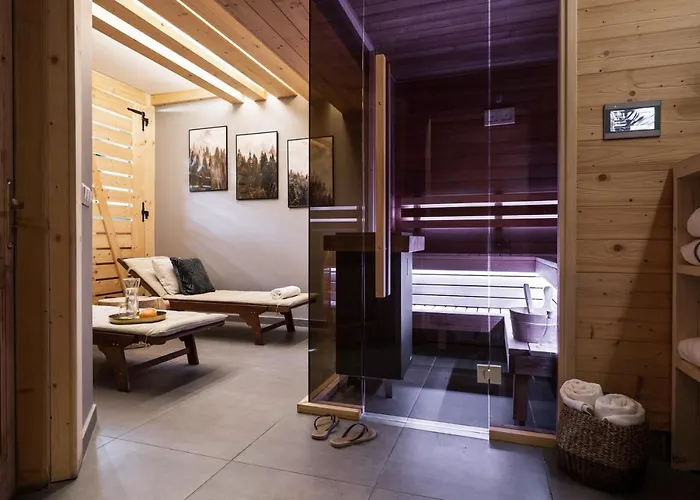 Malinowa Bed & Breakfast 3*