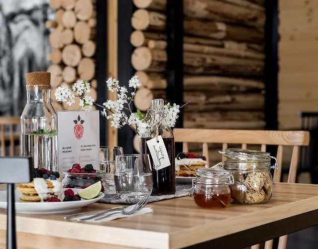 Malinowa Nocleg ze śniadaniem 3*